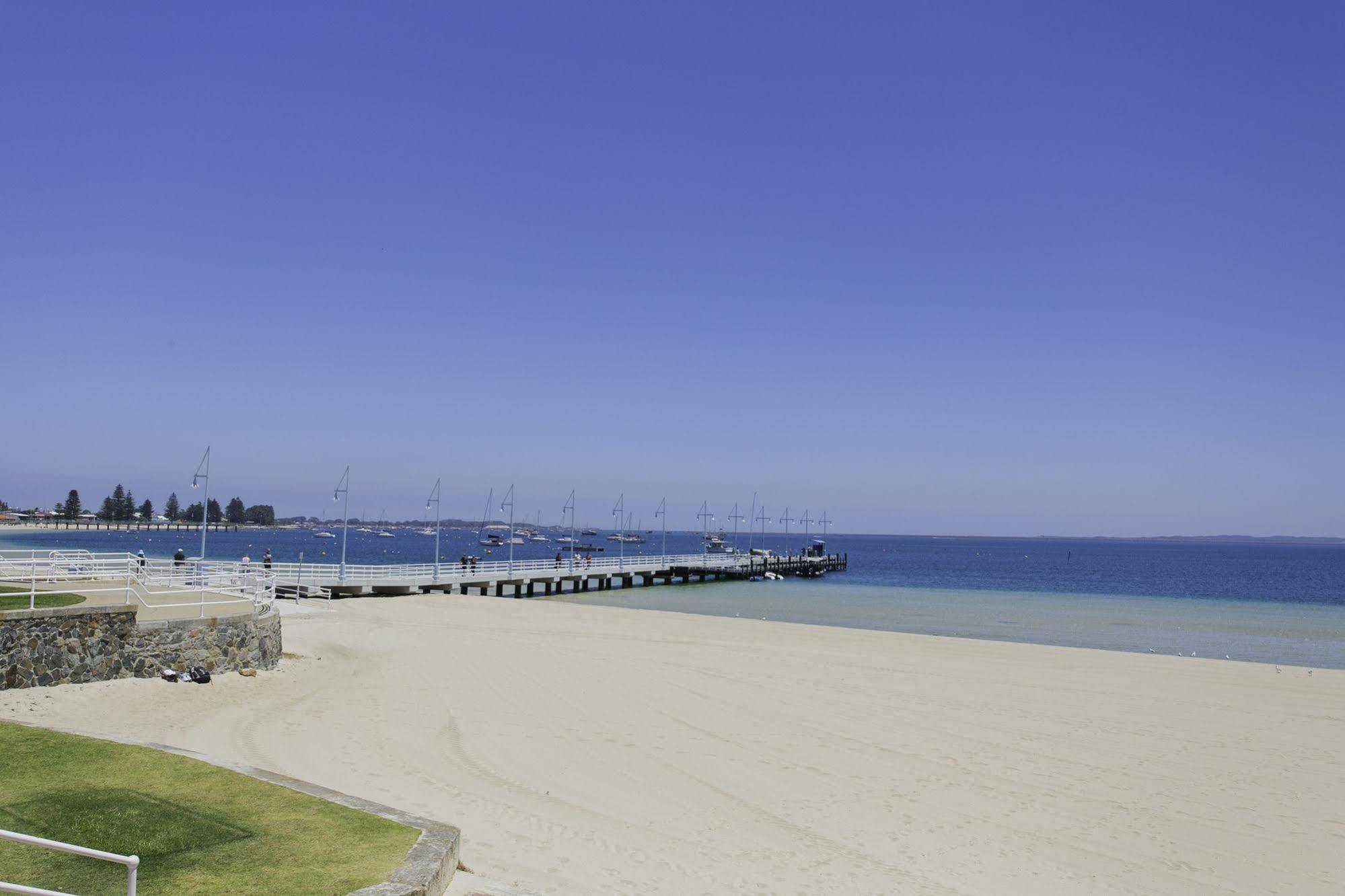 Boardwalk By Rockingham Apartments מראה חיצוני תמונה